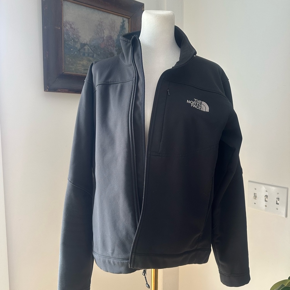 The North Face Black Men’s Softshell APEX Jacket